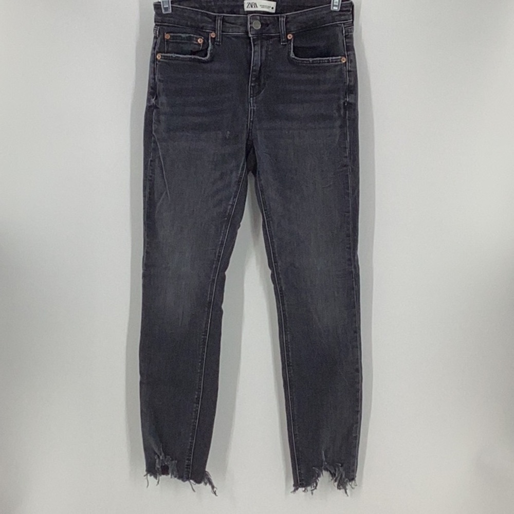 ZARA THE SKINNY IN BLACK PEARL RAW HEM JEANS SIZE 6 HIGH WAIST